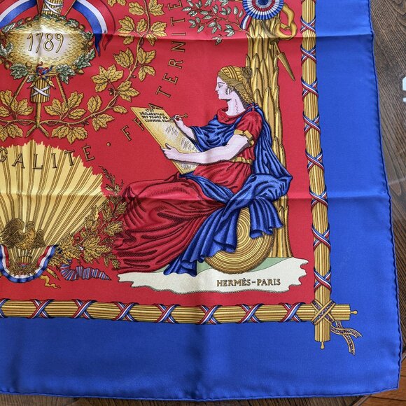 HERMES Vintage Republique Francaise Red Blue 90 cm Silk Square Scarf Box Good - Picture 9 of 16